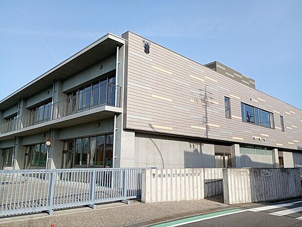 刈谷市立刈谷東中学校（約722m）