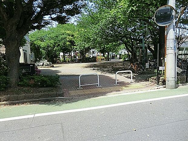 南ときわ台公園（約691m）