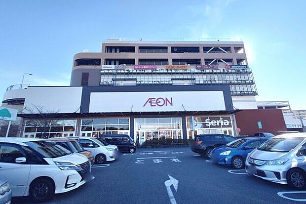 イオンモール柏(約423m)