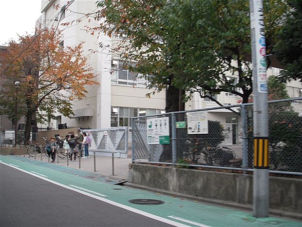 名古屋市立杉村小学校（約347m）