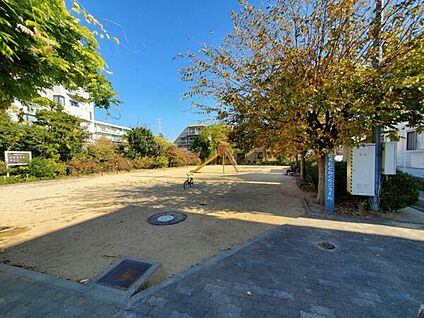 高座南公園 429m