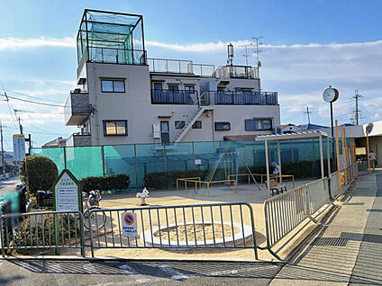 伊丹市立西中学校 526m