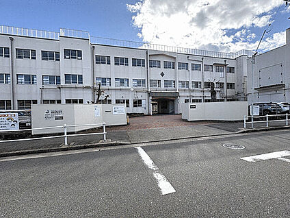 南区休日急病診療所 1302m