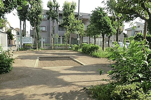 芝久保一丁目第１公園（約830m）