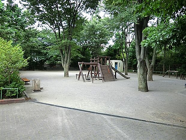 和田中央公園（約1,199m）