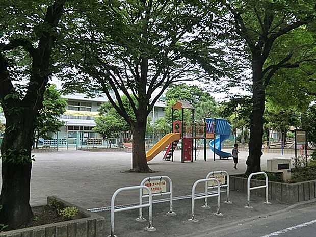 池上五丁目公園(約326m)