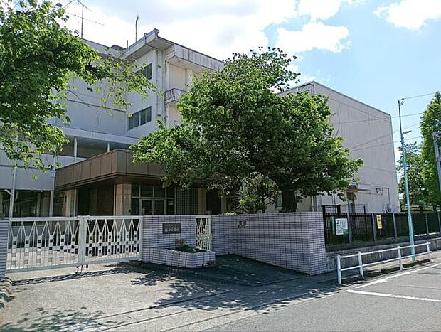 名古屋市立楠西小学校(約1,109m)
