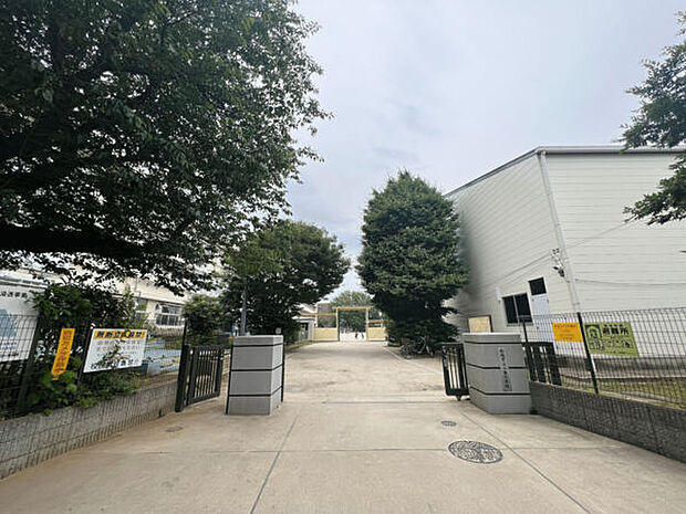 船橋市立八栄小学校（約571m）