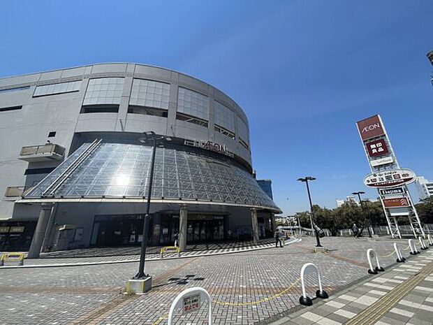 イオン金沢八景店(約845m)