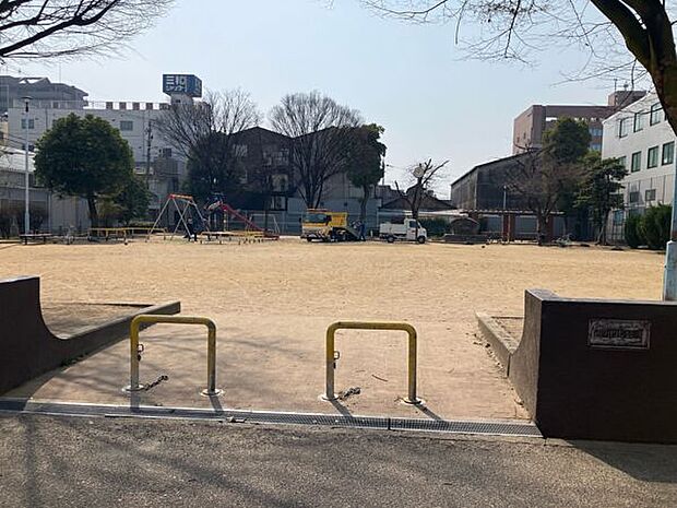 田川北公園(約571m)