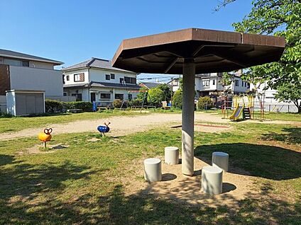 大池公園 464m