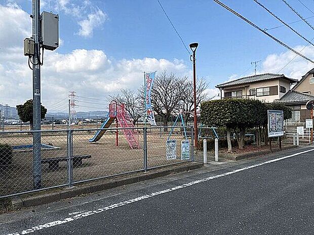 筑紫団地公園(約302m)