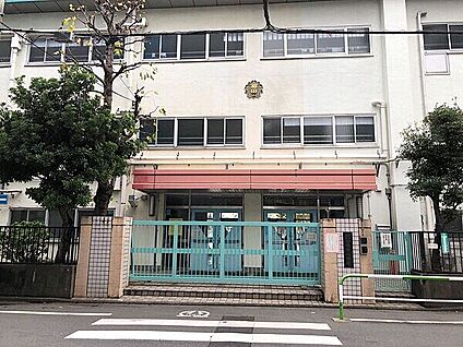 北区立柳田小学校 287m
