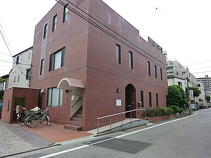 みつや内科診療所 690m