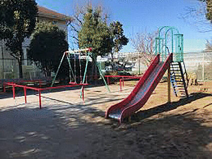 つくしの子児童遊園 310m