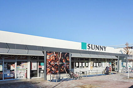 サニー星の原店 737m
