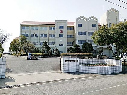 刈谷市立朝日中学校 2191m