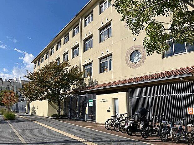 門真市立門真みらい小学校（約697m）