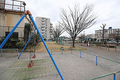 柴又二丁目公園 700m