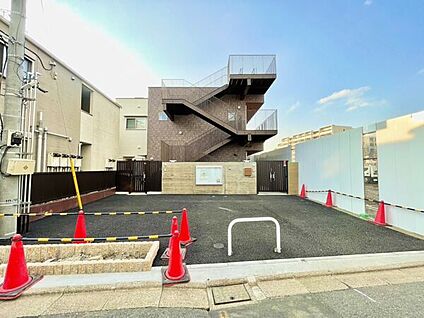 興野保育園 517m