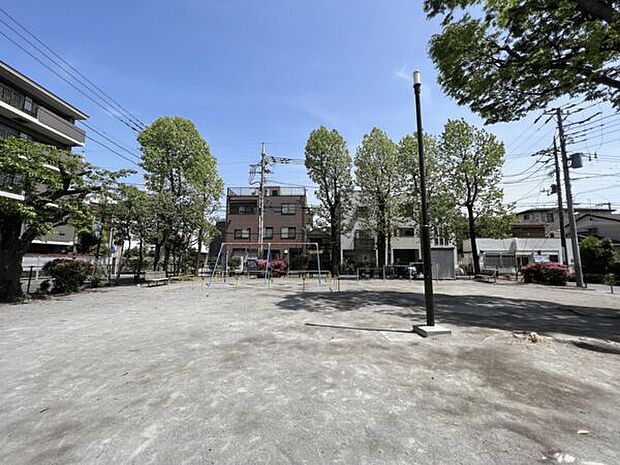 新作第三公園(約340m)
