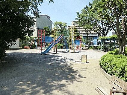 たちばな仲よし公園 768m