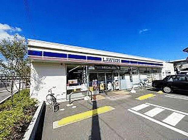 ローソン大船中学校南店(約773m)