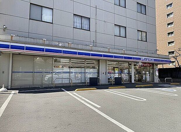 ローソン さいたま白幡三丁目店(約913m)