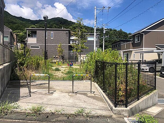 南片江2号公園(約274m)