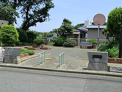 梶山二丁目公園 93m