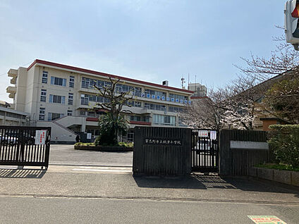 習志野市立秋津小学校 852m