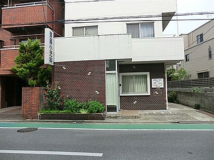 斉藤小児科医院 566m