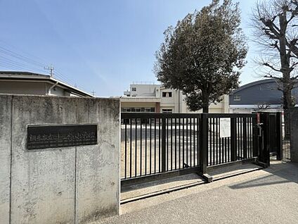 調布市立上ノ原小学校 699m