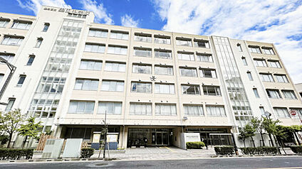墨田区立墨田中学校 494m