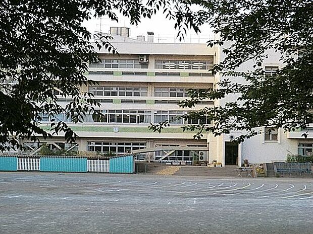 国分寺市立第七小学校(約817m)