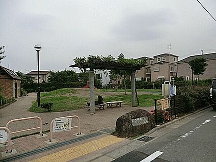 宇奈根東部記念公園 1041m