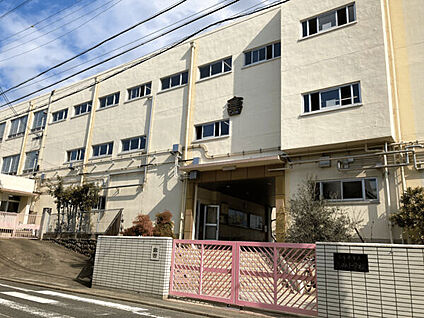 名古屋市立高田小学校 336m