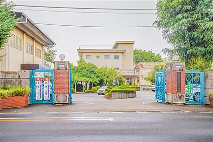 さいたま市立本太中学校 1712m