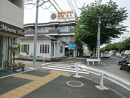 河合クリニック 864m