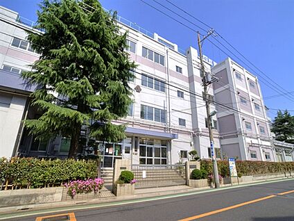 江戸川区立松江第三中学校 341m
