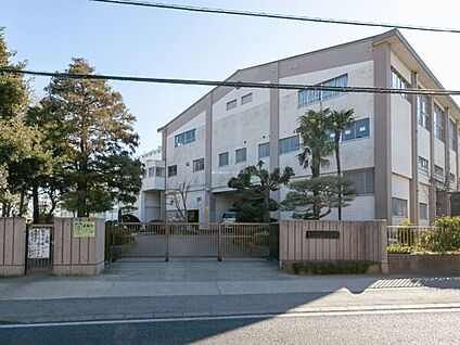 船橋市立二宮小学校 496m