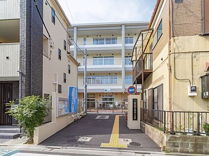 足立区立関原小学校 681m