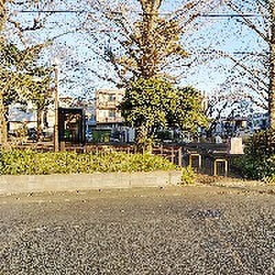 柳橋2号公園(約357m)