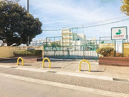 大和市立南林間中学校 1338m