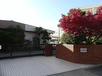 名古屋市立八王子中学校 1255m