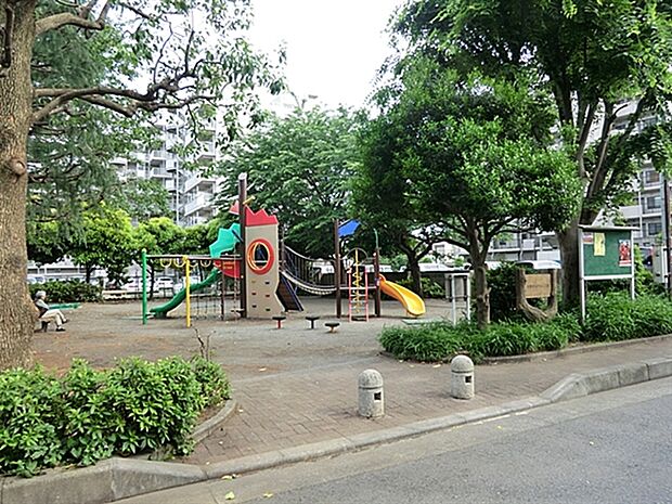 大野台なかよし公園(約828m)