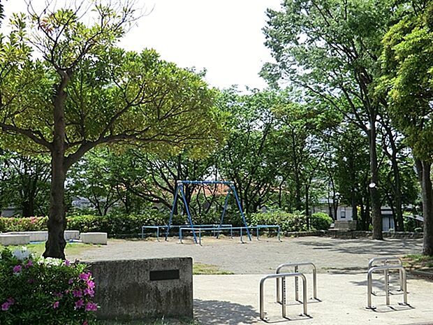 鴨志田第三公園（約1,937m）