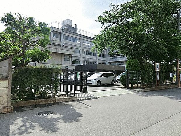 柏市立西原中学校(約786m)