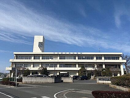 大泉町立西中学校 1893m