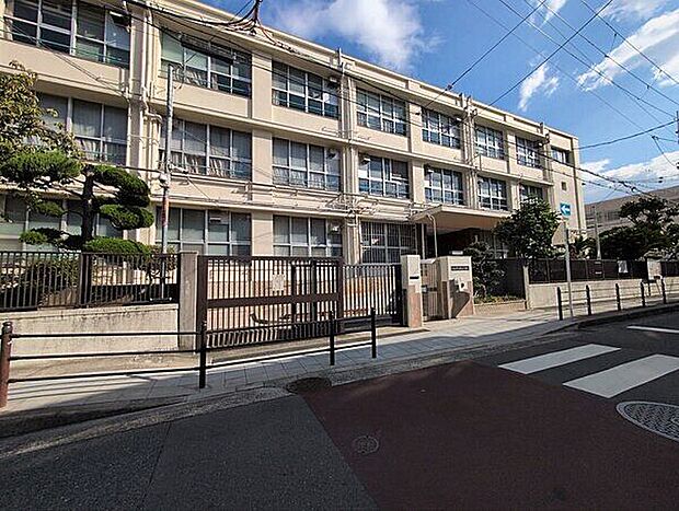 大阪市立都島小学校(約116m)